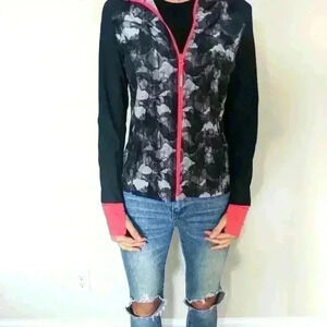 Mondetta, active jacket, vest, black,  grey and pink, Sz small, thumbs holes